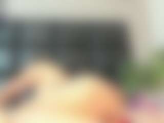 Maturedoly-1's Live Sex Cam Show