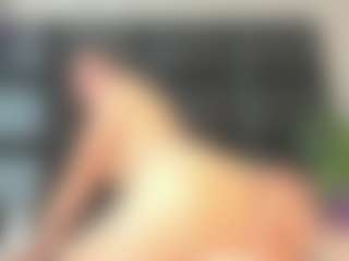 Maturedoly-1's Live Sex Cam Show