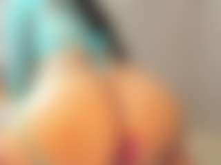 Maturedoly-1's Live Sex Cam Show