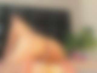 Maturedoly-1's Live Sex Cam Show