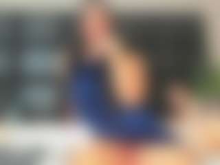 Maturedoly-1's Live Sex Cam Show