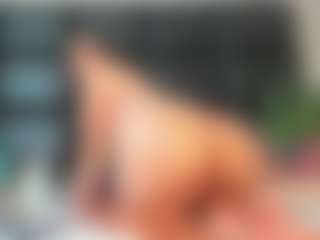 Live cam show with Maturedoly-1 - Small Tits Mature on Camsoda