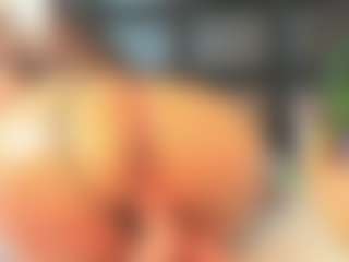Maturedoly-1's Live Sex Cam Show