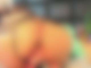 Maturedoly-1's Live Sex Cam Show