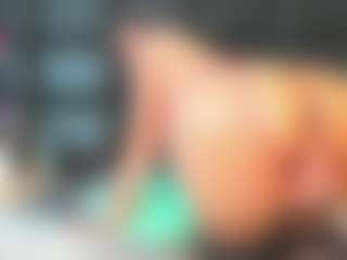 Maturedoly-1's Live Sex Cam Show