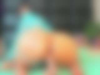 Maturedoly-1's Live Sex Cam Show