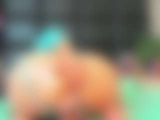 Maturedoly-1's Live Sex Cam Show