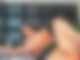 Maturedoly-1's Live Sex Cam Show