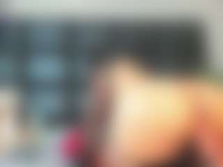 Maturedoly-1's Live Sex Cam Show