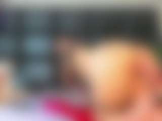 Maturedoly-1's Live Sex Cam Show