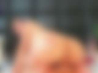 Maturedoly-1's Live Sex Cam Show