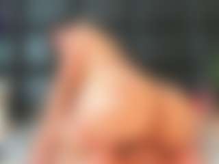 Maturedoly-1's Live Sex Cam Show