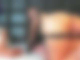 Maturedoly-1's Live Sex Cam Show