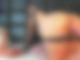 Maturedoly-1's Live Sex Cam Show