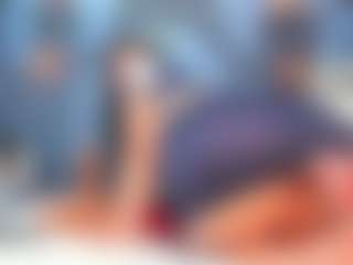 Maturedoly-1's Live Sex Cam Show