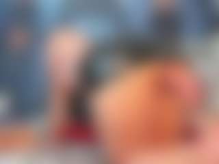 Maturedoly-1's Live Sex Cam Show