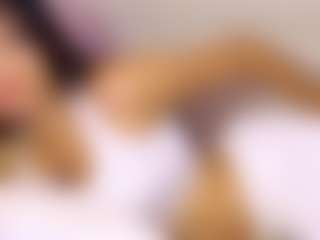 AliceeThorn's Live Sex Cam Show