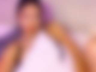 AliceeThorn's Live Sex Cam Show