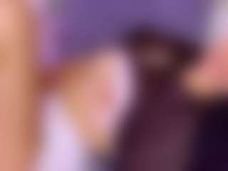 AliceeThorn's Live Sex Cam Show