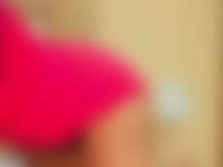 Live cam show with AlisonJaimes - Ebony on Streamer API | colombia