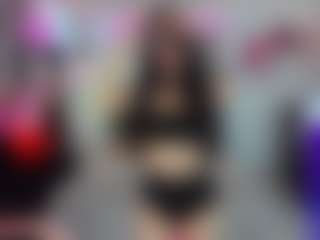 Live cam show with HeidyCarter - Bikini on CamClone