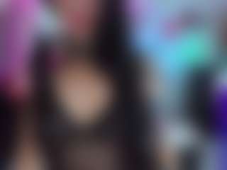 Live cam show with HeidyCarter - Skinny on StripNow