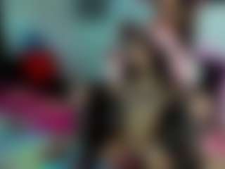 Live cam show with HeidyCarter - Petite on Camsoda