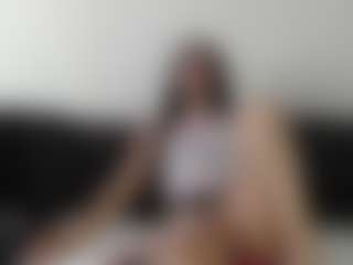 Live cam show with Rossemarie - Butt Plug on Camsoda