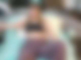 SaveTheBea's Live Sex Cam Show