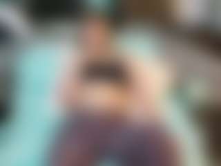 SaveTheBea's Live Sex Cam Show