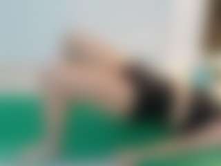 SaveTheBea's Live Sex Cam Show