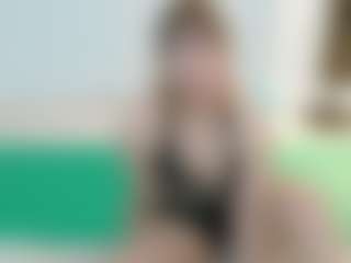 SaveTheBea's Live Sex Cam Show