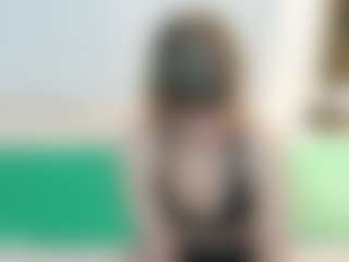 SaveTheBea's Live Sex Cam Show