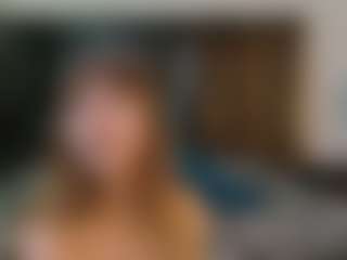 SaveTheBea's Live Sex Cam Show
