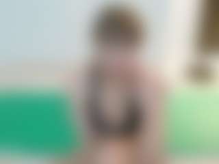 SaveTheBea's Live Sex Cam Show