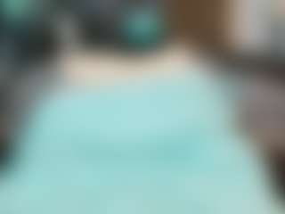 SaveTheBea's Live Sex Cam Show