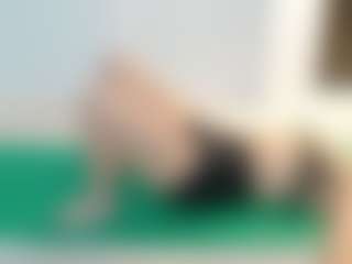 SaveTheBea's Live Sex Cam Show