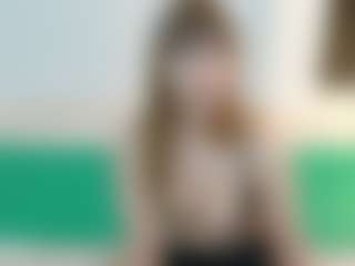 SaveTheBea's Live Sex Cam Show