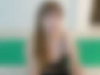SaveTheBea's Live Sex Cam Show