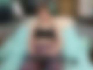 SaveTheBea's Live Sex Cam Show