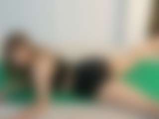 SaveTheBea's Live Sex Cam Show
