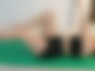 SaveTheBea's Live Sex Cam Show