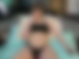 SaveTheBea's Live Sex Cam Show