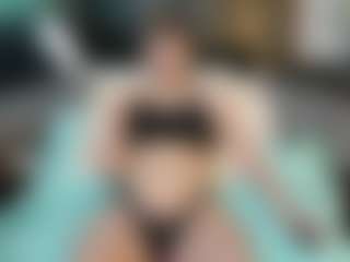 SaveTheBea's Live Sex Cam Show
