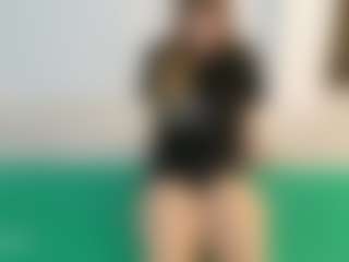 SaveTheBea's Live Sex Cam Show