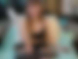 SaveTheBea's Live Sex Cam Show