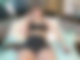 SaveTheBea's Live Sex Cam Show