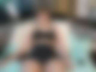 SaveTheBea's Live Sex Cam Show