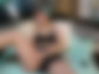 SaveTheBea's Live Sex Cam Show