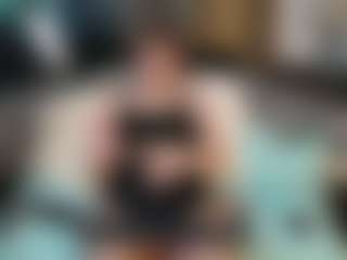 SaveTheBea's Live Sex Cam Show